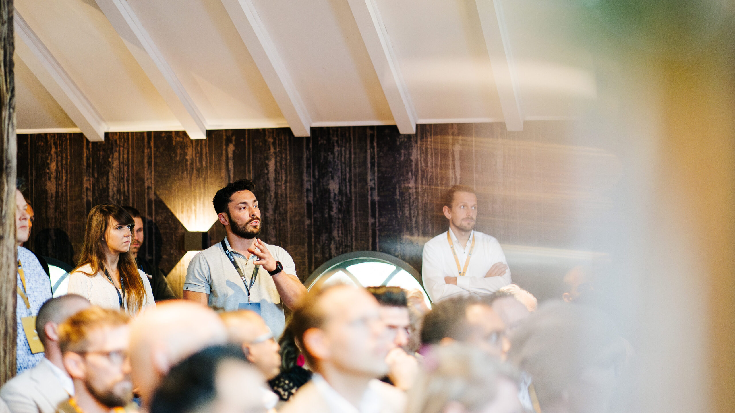 Tips voor het netwerken als introvert: spiek bij de extraverten