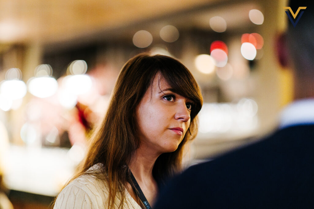 Tips voor netwerken als introvert: luisteren is een ondergewaardeerde skill