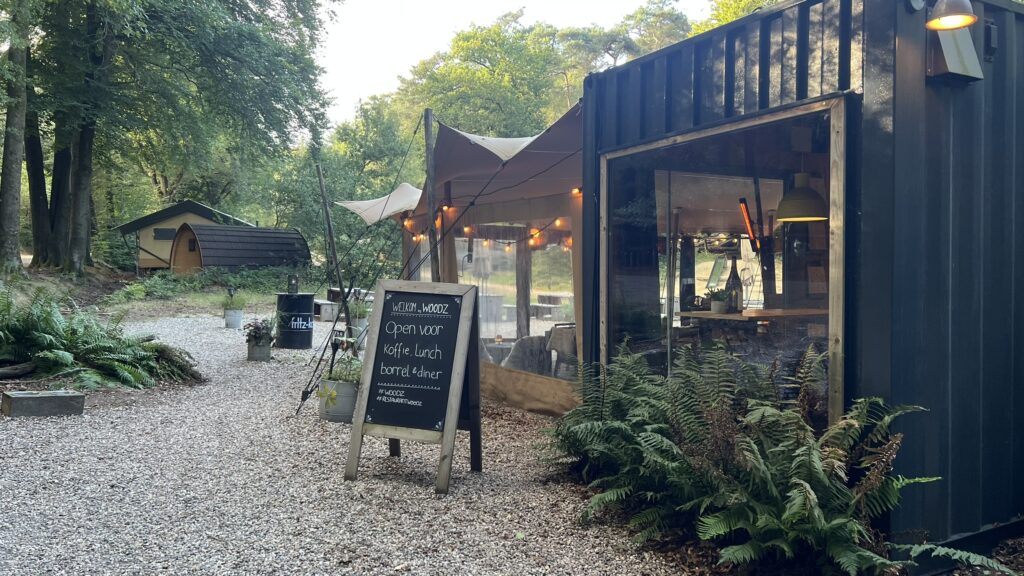 Boscafe WOODZ Beekhuizen op de Veluwe in Gelderland
