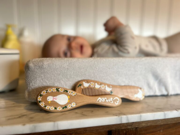 DIY baby haarborstel personaliseren